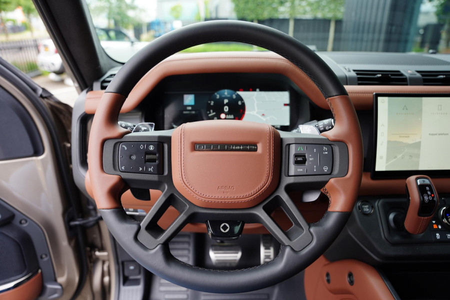 Land Rover Defender 110 P 635 Octa 4.4 Edition One GERESERVEERD