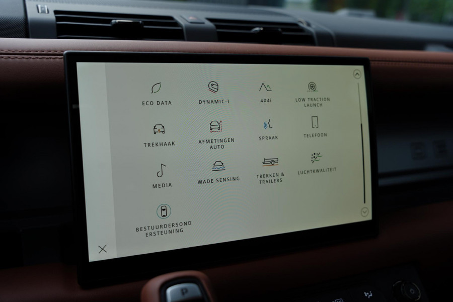 Land Rover Defender 110 P 635 Octa 4.4 Edition One GERESERVEERD