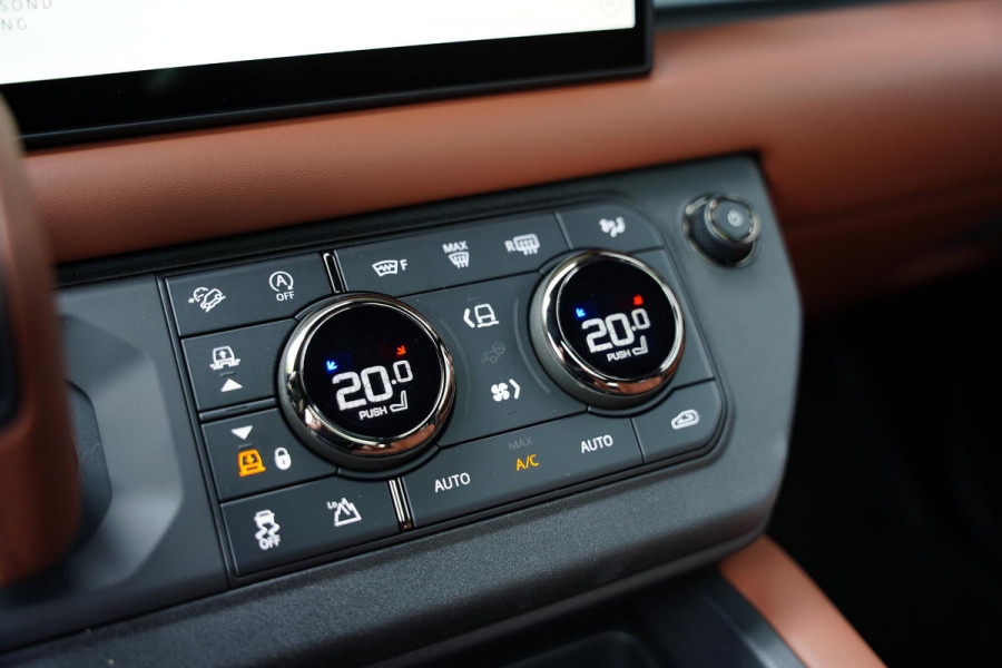 Land Rover Defender 110 P 635 Octa 4.4 Edition One GERESERVEERD