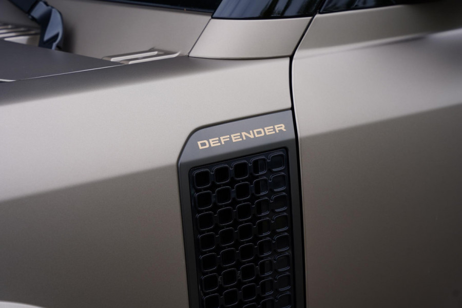 Land Rover Defender 110 P 635 Octa 4.4 Edition One GERESERVEERD