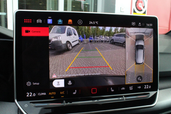 Volkswagen Golf 1.5 eTSI 150PK AUTOMAAT R-LINE EDITION 8.5! | NIEUW MODEL! | PANORAMISCH SCHUIF/KANTEL DAK | LICHTMETALEN VELGEN 18" "YORK" | 360˚ CAMERA | 3-ZONE AIRCONDITIONING INCL. AIRCARE | RIJASSISTENT PAKKET O.A. ADAPTIVE CRUISE CONTROL, LANE ASSIST, DODEHOEK DETECTIE | NAVIGATIE | HEAD UP DISPLAY | STOEL/STUUR VERWARMING | DESIGN PAKKET BLACK STYLE MET LED MATRIX KOPLAMPEN |