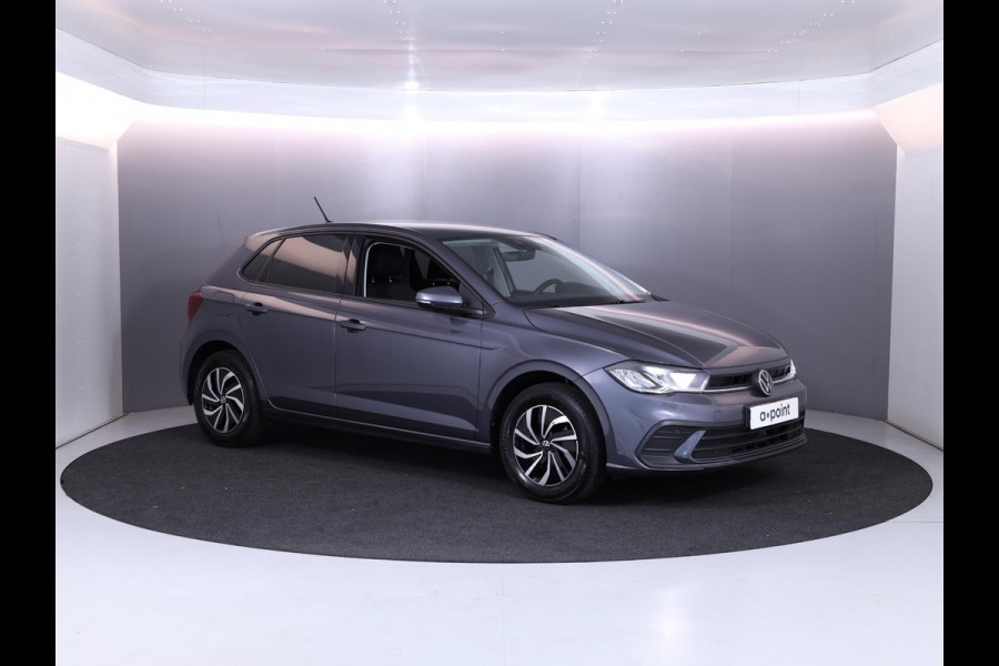 Volkswagen Polo 1.0 TSI Life Edition 95 pk Automaat (DSG) | Verlengde garantie | Navigatie via App | Parkeersensoren achter | Achteruitrijcamera | Adaptieve cruise control | LED koplampen |