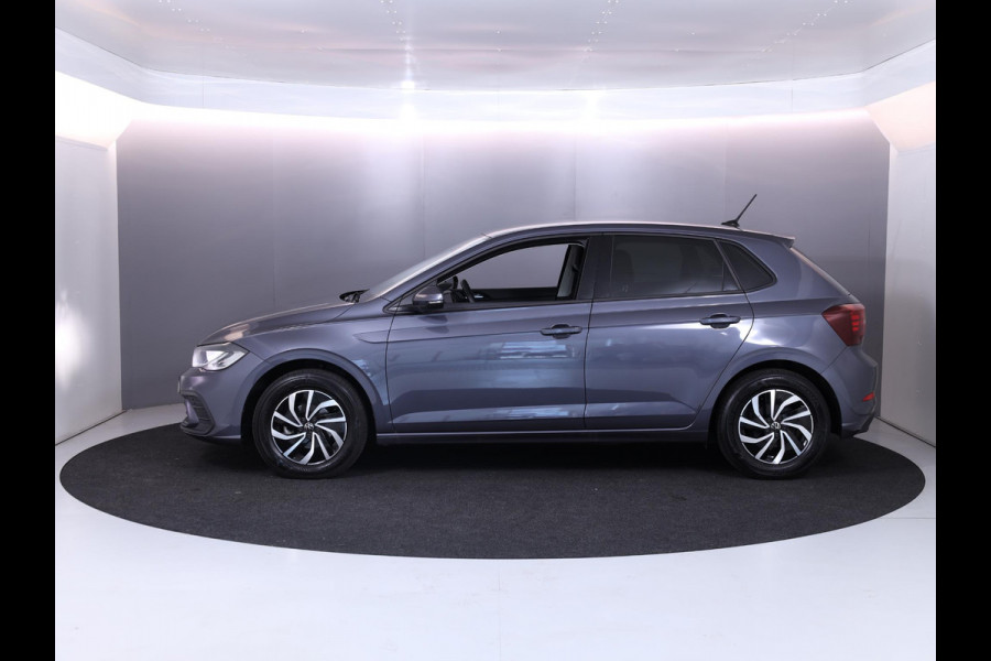 Volkswagen Polo 1.0 TSI Life Edition 95 pk Automaat (DSG) | Verlengde garantie | Navigatie via App | Parkeersensoren achter | Achteruitrijcamera | Adaptieve cruise control | LED koplampen |