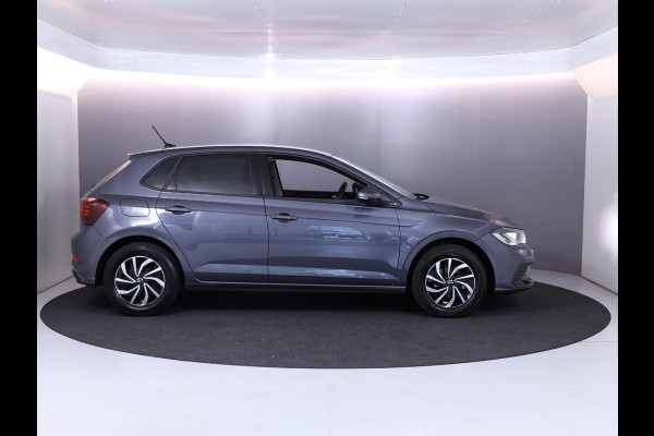 Volkswagen Polo 1.0 TSI Life Edition 95 pk Automaat (DSG) | Verlengde garantie | Navigatie via App | Parkeersensoren achter | Achteruitrijcamera | Adaptieve cruise control | LED koplampen |