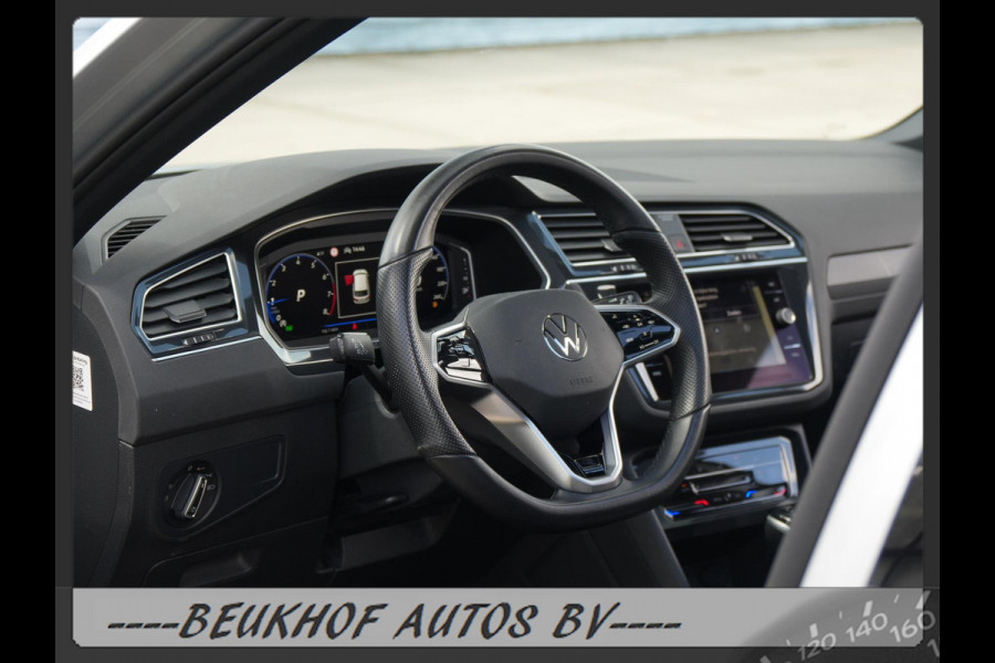 Volkswagen Tiguan 1.5 TSI R-Line Business+ Pano Trekhaak Cam