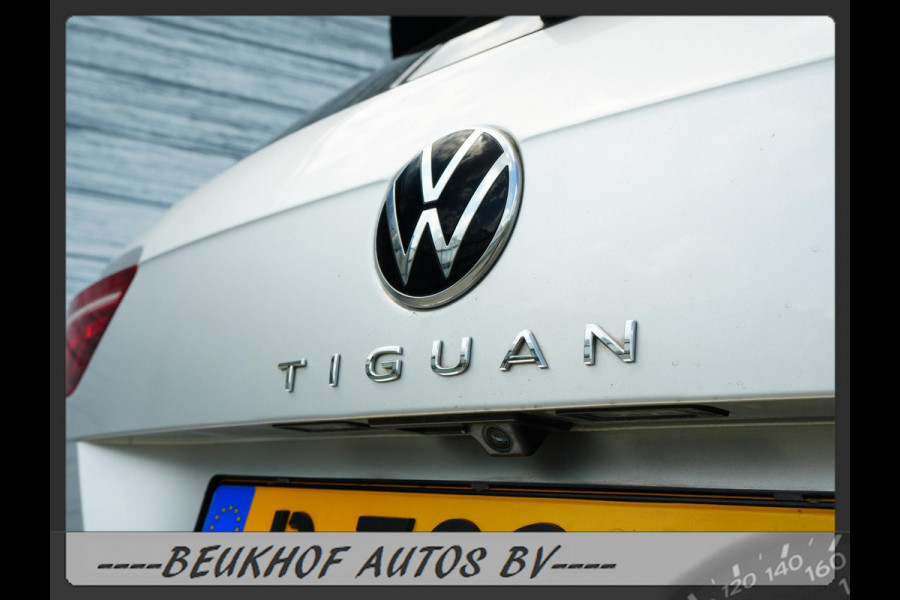 Volkswagen Tiguan 1.5 TSI R-Line Business+ Pano Trekhaak Cam
