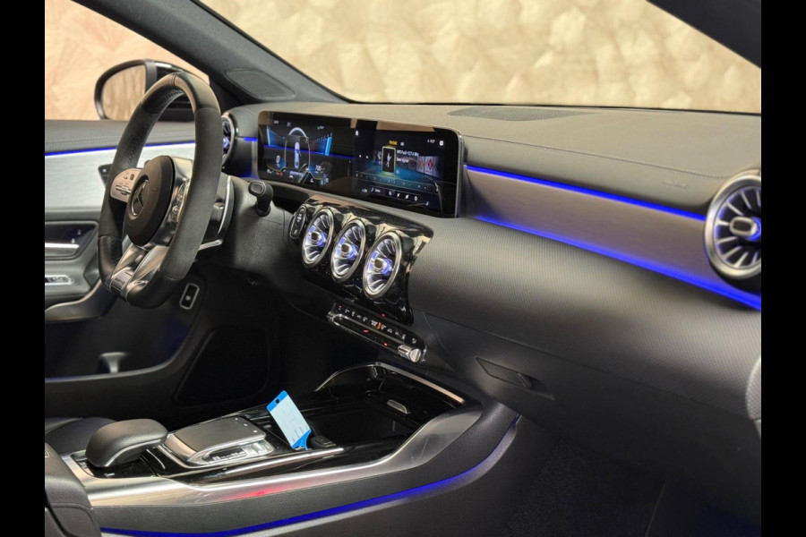 Mercedes-Benz CLA-Klasse AMG 35 4MATIC l Standkachel l ACC l Side assist l Memory l Multibeam
