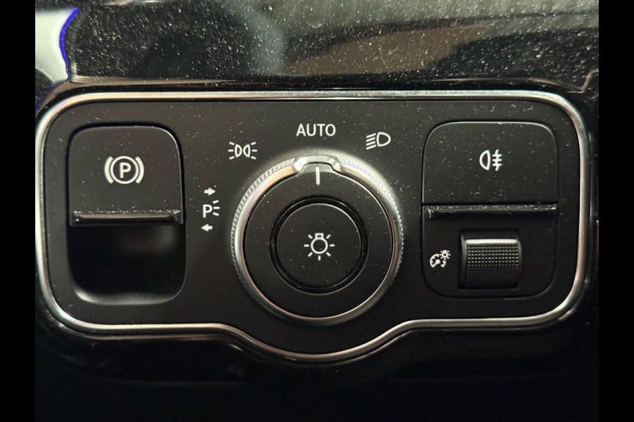 Mercedes-Benz CLA-Klasse AMG 35 4MATIC l Standkachel l ACC l Side assist l Memory l Multibeam