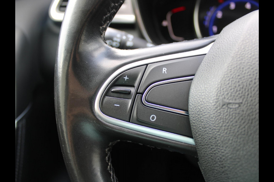 Renault Kadjar 1.3 TCe Intens | TREKHAAK | NAVIGATIE | STOELVERWARMING |
