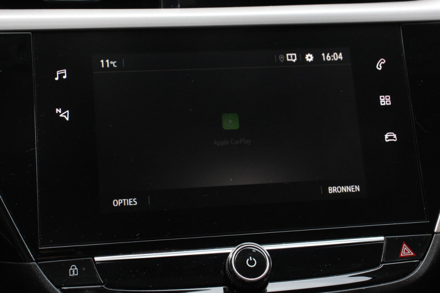 Opel Corsa 1.2 Automaat Edition Navigatie Apple Carplay/Android Auto Parkeersensor achter Camera Stoel- en stuurverwarming Cruise Control