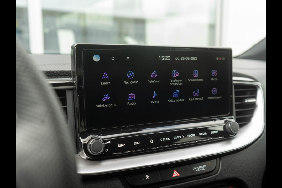 Kia Ceed 1.5 T-GDi GT-PlusLine | UNIEKE AUTO | OP VOORRAAD DIRECT RIJDEN | schuifkanteldak | JBL Speakers | Elektrische verstelbare stoelen met geheugenfunctie |