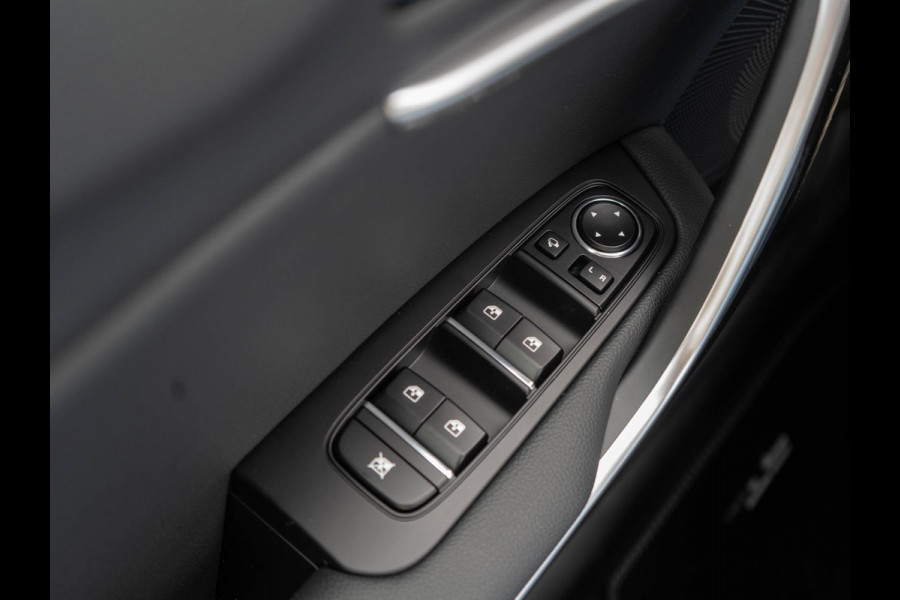 Kia Ceed 1.5 T-GDi GT-PlusLine | UNIEKE AUTO | OP VOORRAAD DIRECT RIJDEN | schuifkanteldak | JBL Speakers | Elektrische verstelbare stoelen met geheugenfunctie |
