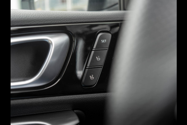 Kia Ceed 1.5 T-GDi GT-PlusLine | UNIEKE AUTO | OP VOORRAAD DIRECT RIJDEN | schuifkanteldak | JBL Speakers | Elektrische verstelbare stoelen met geheugenfunctie |