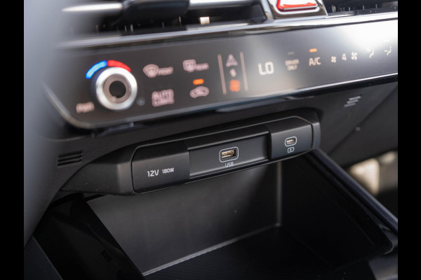 Kia Niro 1.6 GDi Hybrid DynamicPlusLine | Op voorraad | Snel rijden | Navigatie | Stoel en stuurverwarming |
