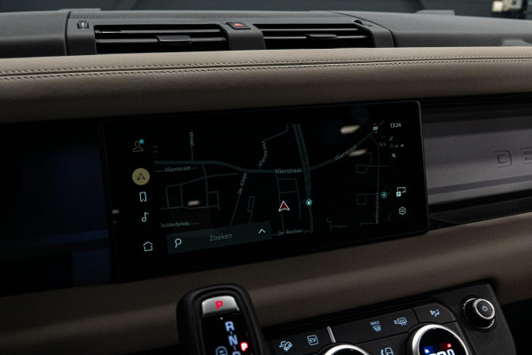 Land Rover Defender 110 2.0 P400e 110 SE *Meridian / Luchtvering / Panorama / Surround-view / Memory *