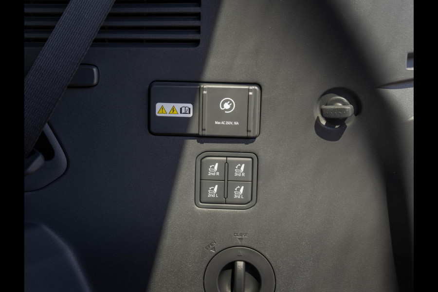 Kia EV9 Air 99.8 kWh | Stoelverwarming | Dodehoek assistentie |
