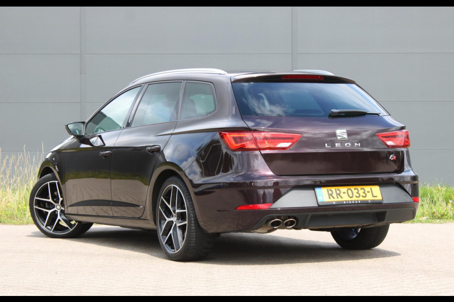 Seat León ST 1.4 EcoTSI FR BusinessIntense Automaat Trekhaak SeatSound AllSeason !!NIEUWBINNEN!!