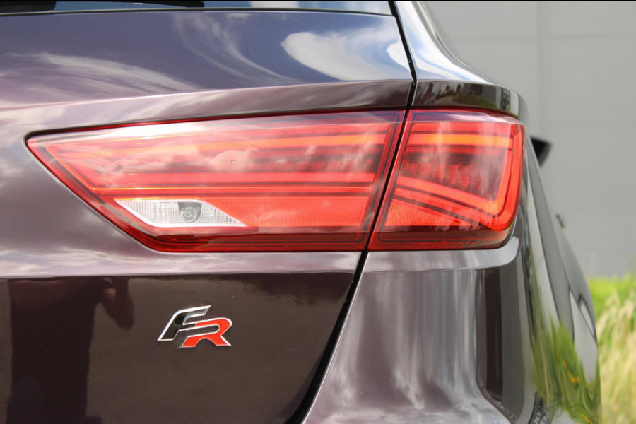 Seat León ST 1.4 EcoTSI FR BusinessIntense Automaat Trekhaak SeatSound AllSeason !!NIEUWBINNEN!!