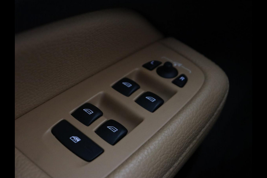 Volvo V60 2.0 T8 Recharge AWD Inscription | Panoramadak | Head-Up | Leder | Harman/Kardon | Trekhaak | Stoelverwarming | 360 Camera | Adaptive cruise | Carplay | Navigatie