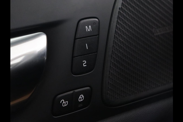 Volvo V60 2.0 T8 Recharge AWD Inscription | Panoramadak | Head-Up | Leder | Harman/Kardon | Trekhaak | Stoelverwarming | 360 Camera | Adaptive cruise | Carplay | Navigatie