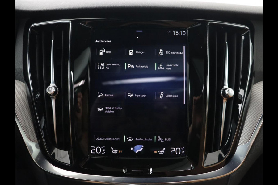 Volvo V60 2.0 T8 Recharge AWD Inscription | Panoramadak | Head-Up | Leder | Harman/Kardon | Trekhaak | Stoelverwarming | 360 Camera | Adaptive cruise | Carplay | Navigatie