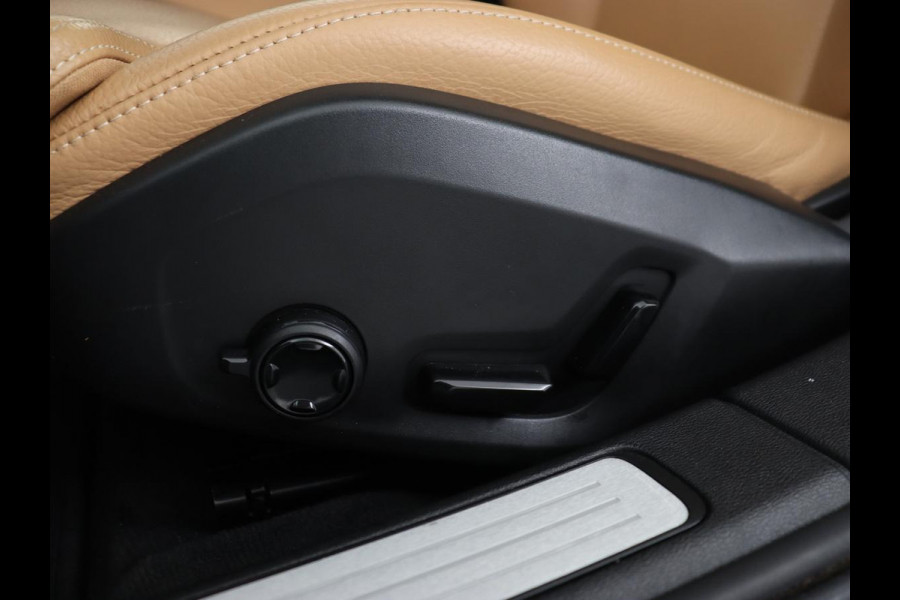 Volvo V60 2.0 T8 Recharge AWD Inscription | Panoramadak | Head-Up | Leder | Harman/Kardon | Trekhaak | Stoelverwarming | 360 Camera | Adaptive cruise | Carplay | Navigatie