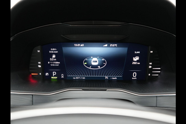 Škoda Superb Combi 1.4 TSI iV Business Edition Plus Plug In Hybrid 218pk Dealer O.H PHEV | Trekhaak Af Fabriek | Panodak | Cruise Control | Camera | Sportstoelen Verwarmd | Crystal LED | Apple Carplay | Navigatie | DAB |