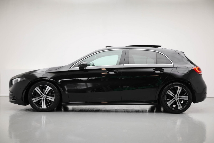 Mercedes-Benz A-Klasse A200 Business Solution AMG |Pano|Camera|Carplay|