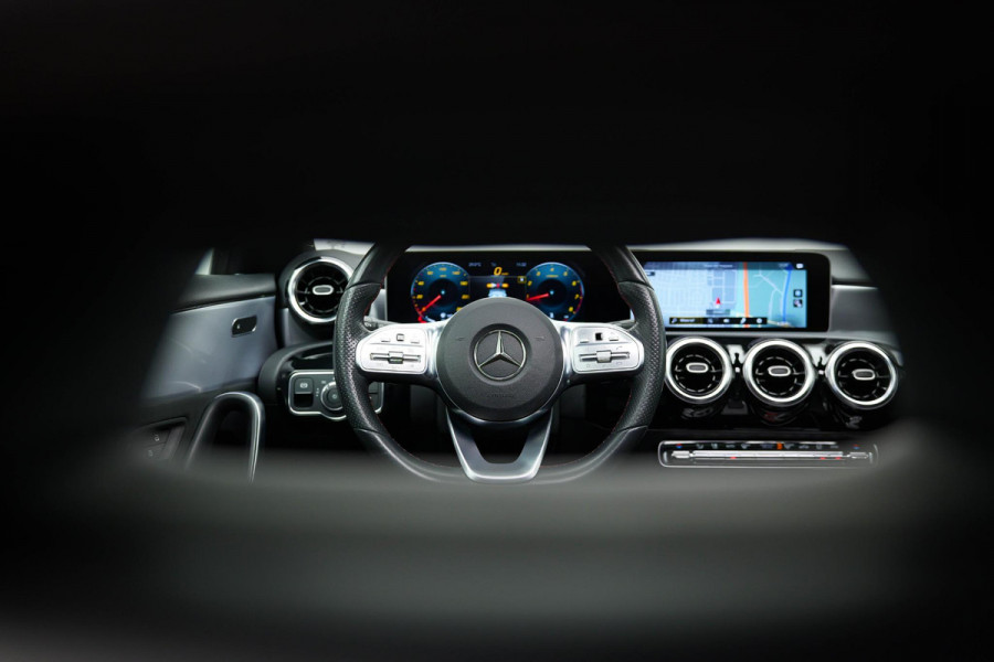 Mercedes-Benz A-Klasse A200 Business Solution AMG |Pano|Camera|Carplay|