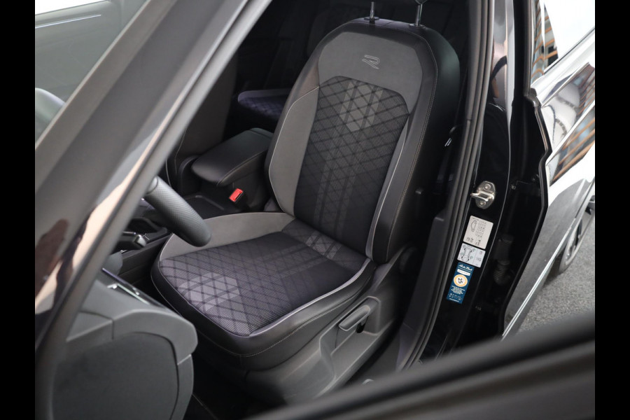 Volkswagen Tiguan 1.4 TSI eHybrid R-Line Business+ 245 pk Automaat (DSG) | Navigatie | Elektr. trekhaak | Parkeersensoren (Park assist) | Rondomzicht camera | Black Style pakket | R-Line |