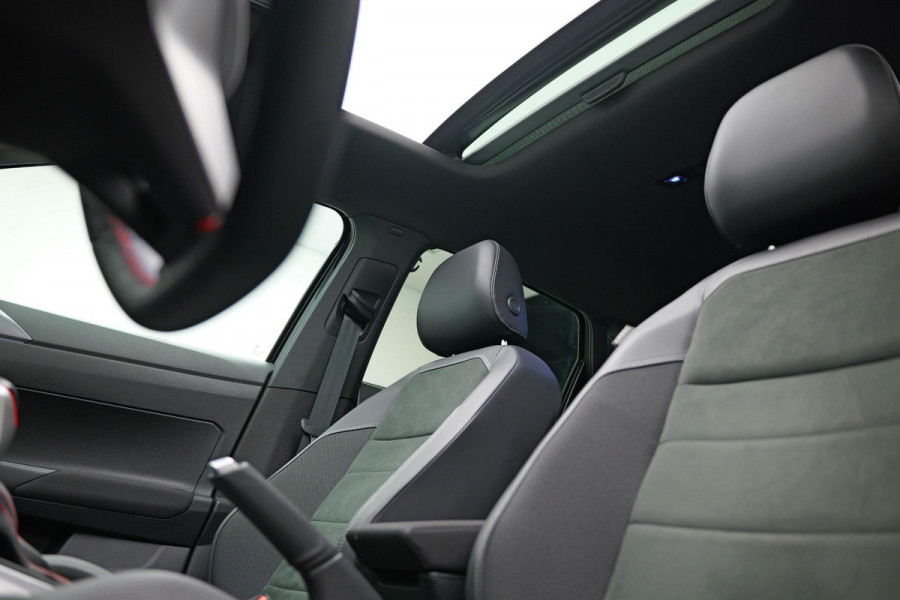 Volkswagen Polo 2.0 TSI GTI |Pano|Beats|Keyless|ACC|Dodehoek|