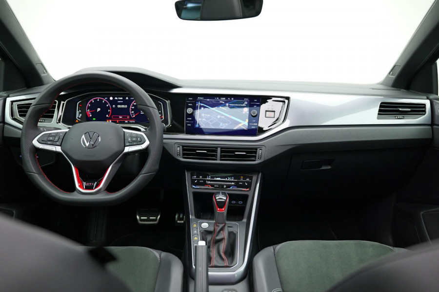 Volkswagen Polo 2.0 TSI GTI |Pano|Beats|Keyless|ACC|Dodehoek|