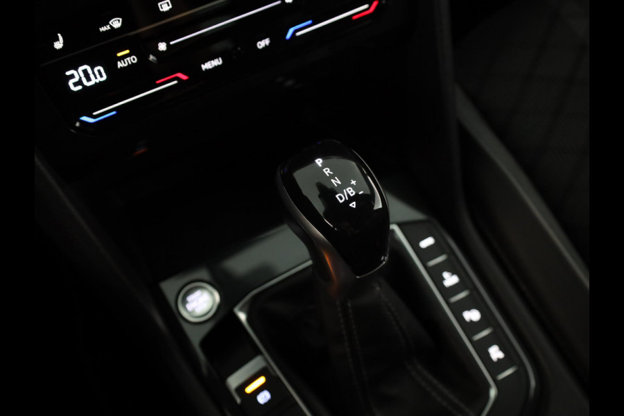 Volkswagen Tiguan 1.4 TSI eHybrid R-Line Business+ 245 pk Automaat (DSG) | Navigatie | Elektr. trekhaak | Parkeersensoren (Park assist) | Rondomzicht camera | Black Style pakket | R-Line |