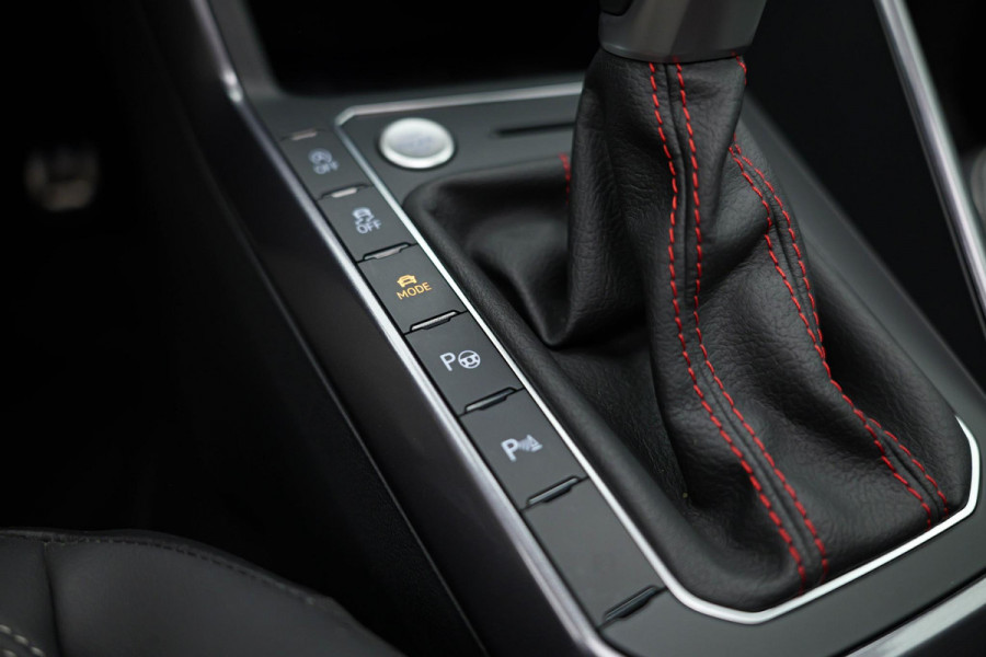 Volkswagen Polo 2.0 TSI GTI |Pano|Beats|Keyless|ACC|Dodehoek|