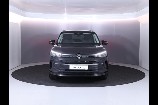 Volkswagen Tiguan 1.4 TSI eHybrid R-Line Business+ 245 pk Automaat (DSG) | Navigatie | Elektr. trekhaak | Parkeersensoren (Park assist) | Rondomzicht camera | Black Style pakket | R-Line |