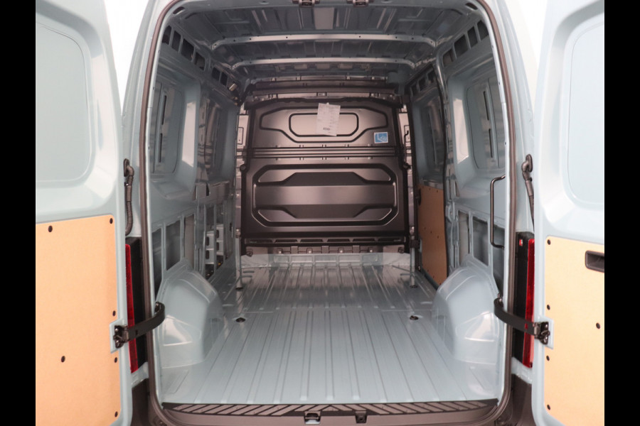 Renault Master T35 150 PK L2H2 EXTRA NIEUW MODEL ( BPM VRIJ ) LED AIRCO ECC CARPLAY CAMERA PARKEERSENSOREN LANE ASSIST 270 GRADEN DEUREN