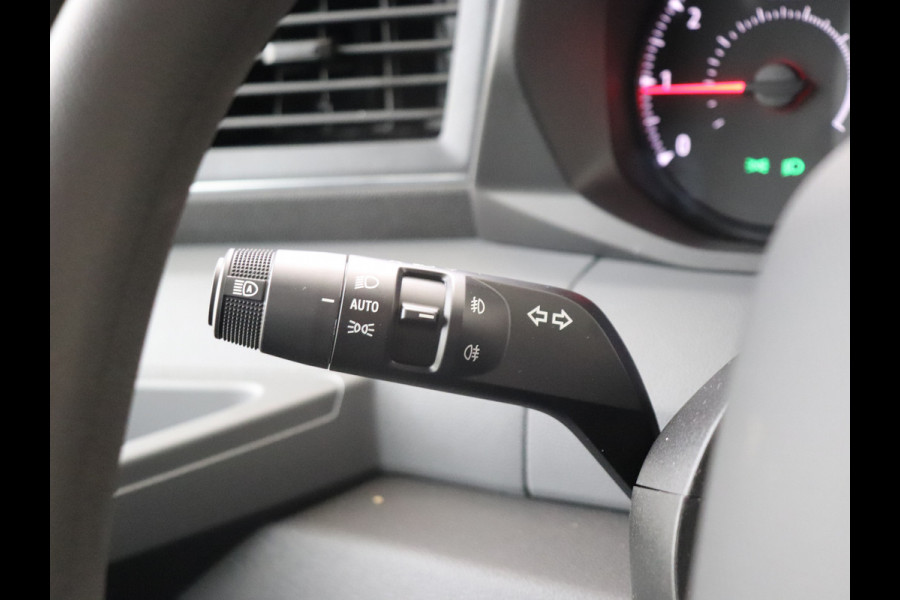 Renault Master T35 150 PK L2H2 EXTRA NIEUW MODEL ( BPM VRIJ ) LED AIRCO ECC CARPLAY CAMERA PARKEERSENSOREN LANE ASSIST 270 GRADEN DEUREN