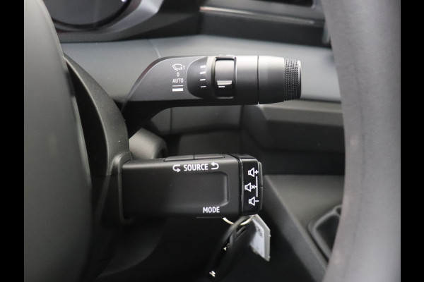 Renault Master T35 150 PK L2H2 EXTRA NIEUW MODEL ( BPM VRIJ ) LED AIRCO ECC CARPLAY CAMERA PARKEERSENSOREN LANE ASSIST 270 GRADEN DEUREN