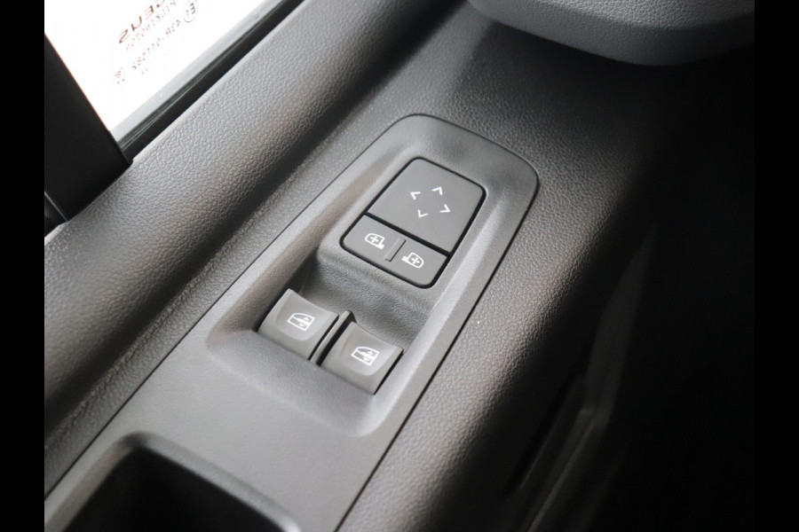 Renault Master T35 150 PK L2H2 EXTRA NIEUW MODEL ( BPM VRIJ ) LED AIRCO ECC CARPLAY CAMERA PARKEERSENSOREN LANE ASSIST 270 GRADEN DEUREN