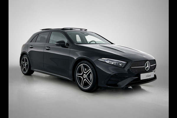 Mercedes-Benz A-Klasse 180 Business Solution AMG | Nightpakket | Parkeerpakket met achteruitrijcamera | KEYLESS GO | Sfeerverlichting | MULTIBEAM LED | Extra USB-poorten | Verwarmde stoelen vooraan | Spiegelpakket |