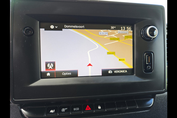Renault Master T35 2.3 dCi Lowliner - 145 Pk - Euro 6 - Navi - ParkeerCamera - Airco - Cruise Control
