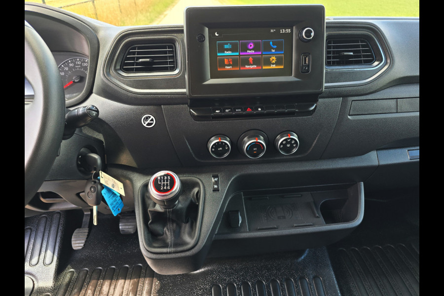 Renault Master T35 2.3 dCi Lowliner - 145 Pk - Euro 6 - Navi - ParkeerCamera - Airco - Cruise Control