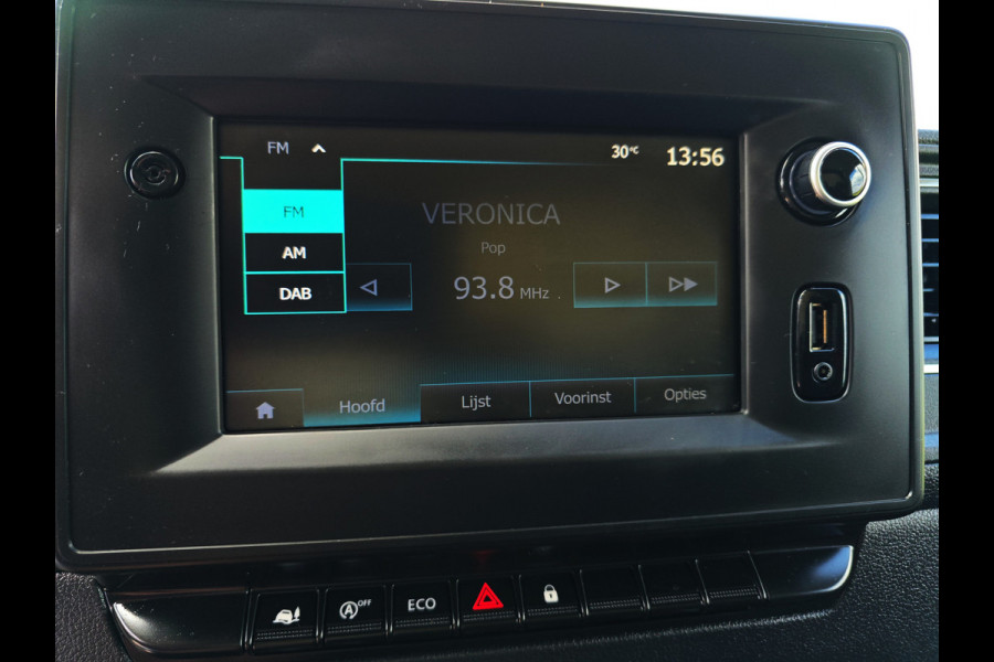 Renault Master T35 2.3 dCi Lowliner - 145 Pk - Euro 6 - Navi - ParkeerCamera - Airco - Cruise Control