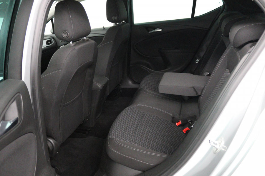 Opel Astra 1.4 Turbo 120 Jaar Edition (PARKEERSENSOREN, CRUISE CONTROL, NAVIGATIE, BLUETOOTH, AUTOMAAT. NL-AUTO)