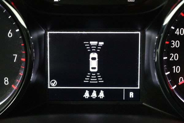 Opel Astra 1.4 Turbo 120 Jaar Edition (PARKEERSENSOREN, CRUISE CONTROL, NAVIGATIE, BLUETOOTH, AUTOMAAT. NL-AUTO)