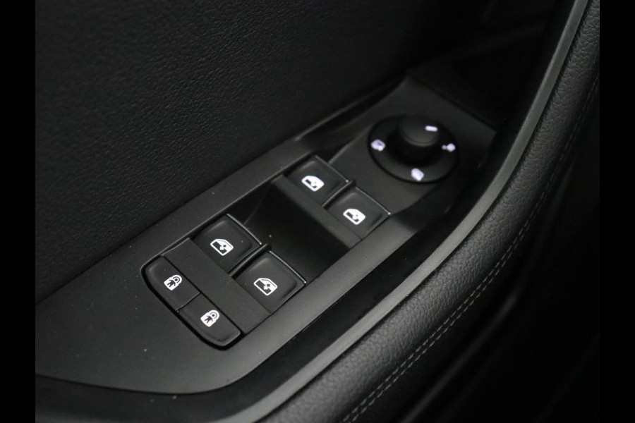 Škoda Superb 1.4 TSI iV Laurin & Klement | Stoelventilatie | Leder | Adaptive cruise | Virtual Cockpit | Massage | Canton Sound | Carplay | Achterbankverwarming | Navigatie