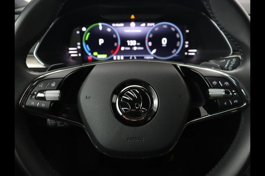 Škoda Superb 1.4 TSI iV Laurin & Klement | Stoelventilatie | Leder | Adaptive cruise | Virtual Cockpit | Massage | Canton Sound | Carplay | Achterbankverwarming | Navigatie