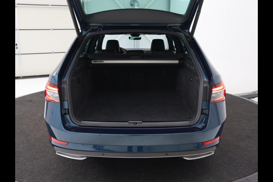 Škoda Superb 1.4 TSI iV Laurin & Klement | Stoelventilatie | Leder | Adaptive cruise | Virtual Cockpit | Massage | Canton Sound | Carplay | Achterbankverwarming | Navigatie