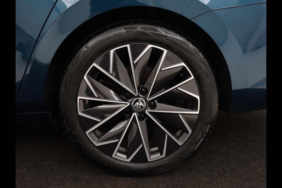 Škoda Superb 1.4 TSI iV Laurin & Klement | Stoelventilatie | Leder | Adaptive cruise | Virtual Cockpit | Massage | Canton Sound | Carplay | Achterbankverwarming | Navigatie