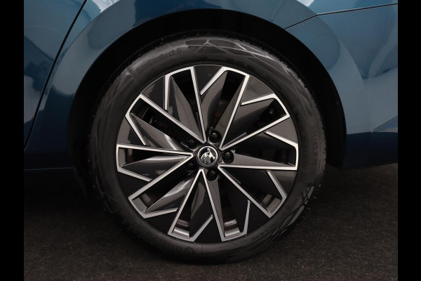 Škoda Superb 1.4 TSI iV Laurin & Klement | Stoelventilatie | Leder | Adaptive cruise | Virtual Cockpit | Massage | Canton Sound | Carplay | Achterbankverwarming | Navigatie